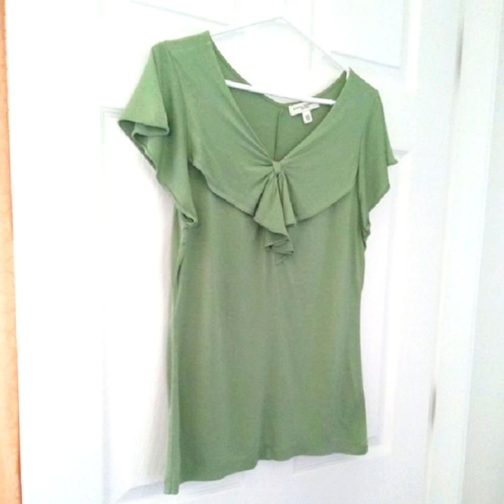 Banana Republic Pretty Green Silk Ruffled Bow Front Top Women  Size M